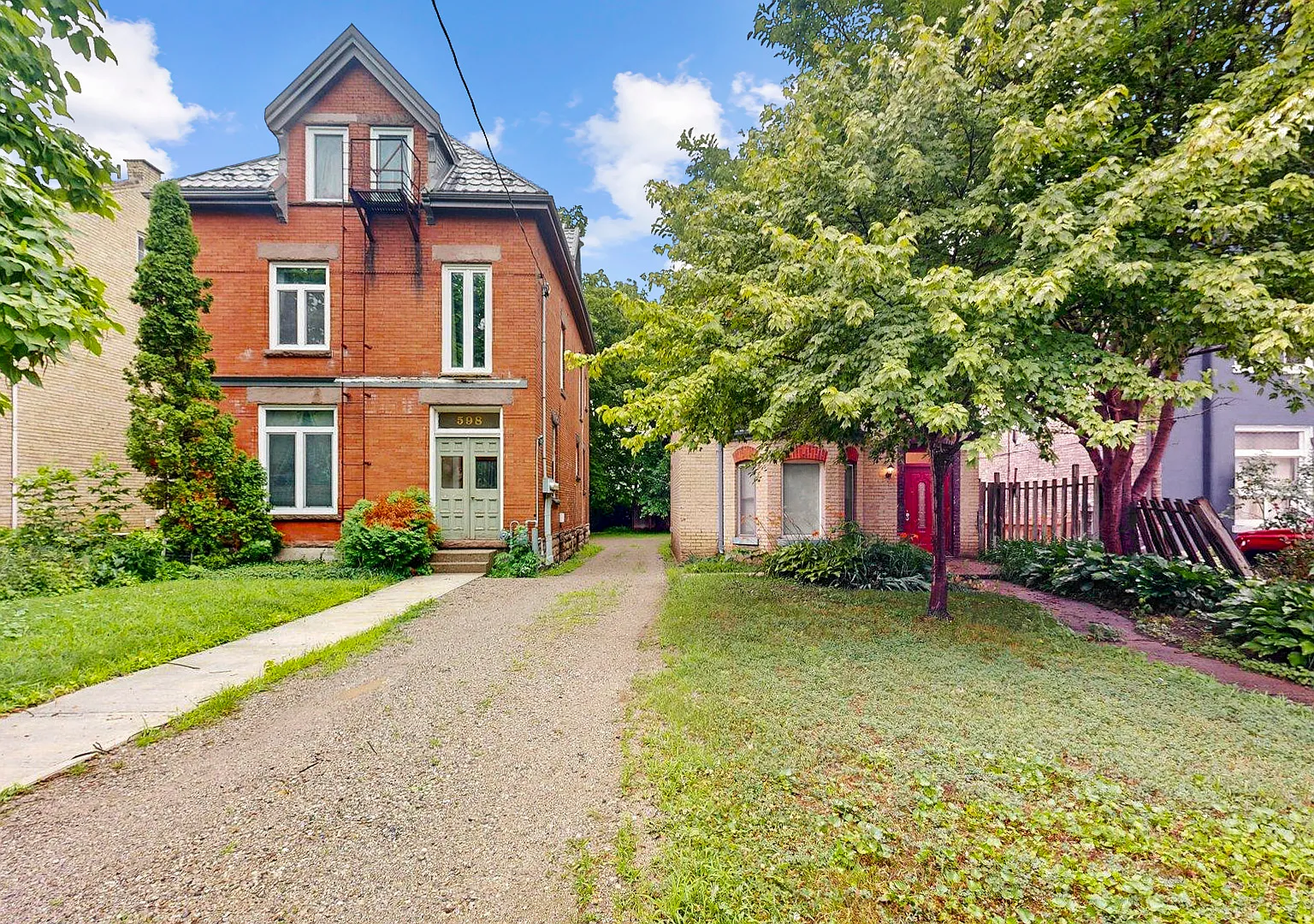 598 Princess Avenue London — Photo 1