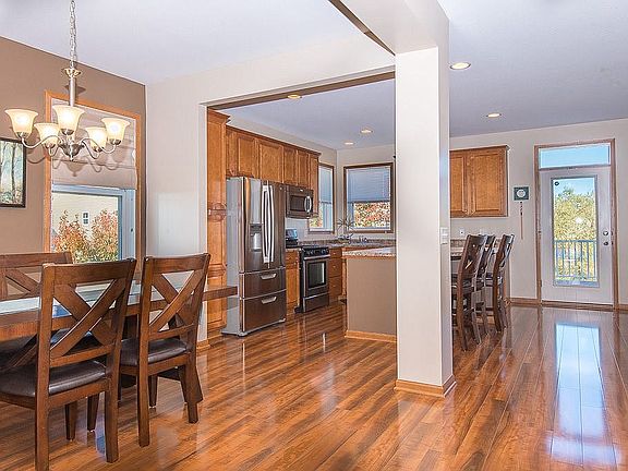 5th image of 12308 5th St NE