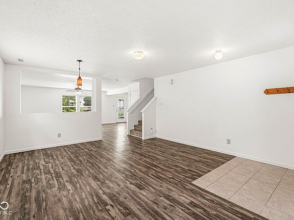 4th image of 15222 Clear St