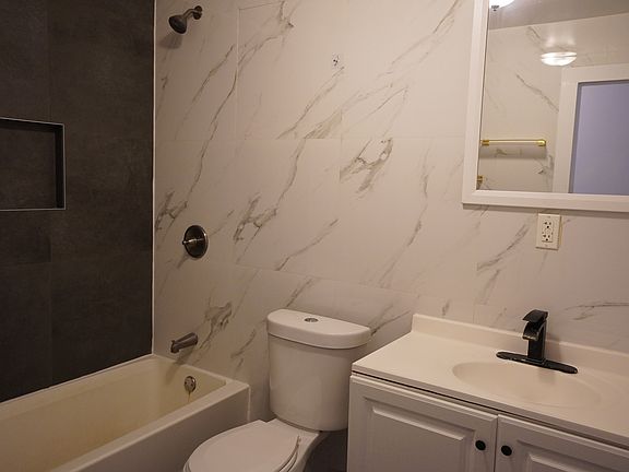 5th image of 941 E 232nd St #1