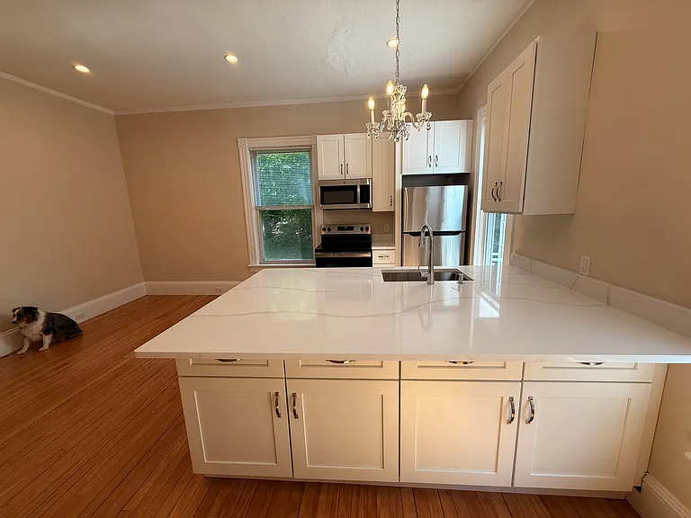 143 Main St #6 — Photo 5