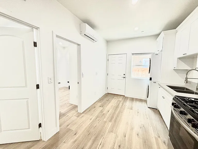 351 Huerta St #2 — Photo 15