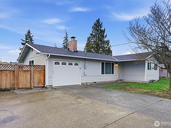3rd image of 17008 E 21st Avenue Ct E