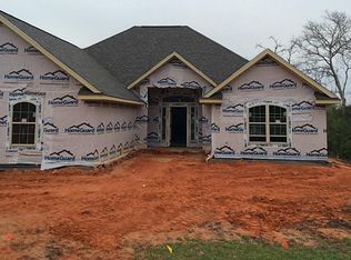 284 Berkley Dr, Montgomery, TX 77356