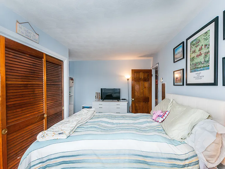 532 Tremont St #3 — Photo 7
