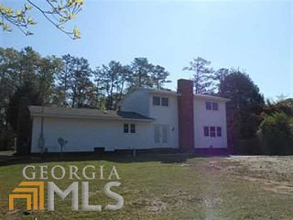 2nd image of 38 Ellen Dr