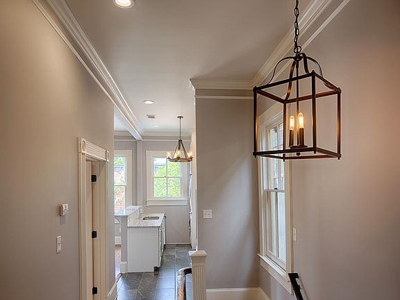 3rd image of 207 W Waldburg St #2