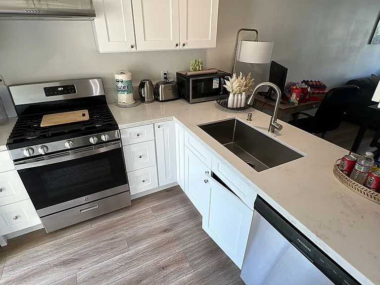 123 Oval Rd — Photo 12