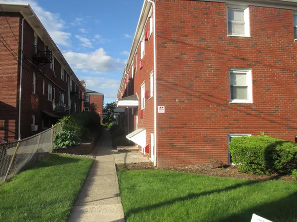482 Joralemon St APT C2, Belleville, NJ 07109