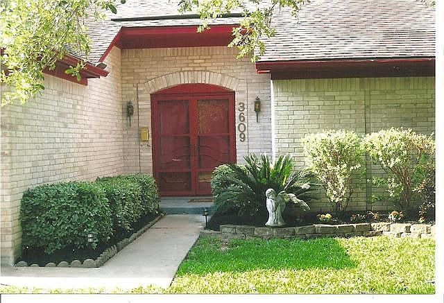 2nd image of 3609 Avenue O