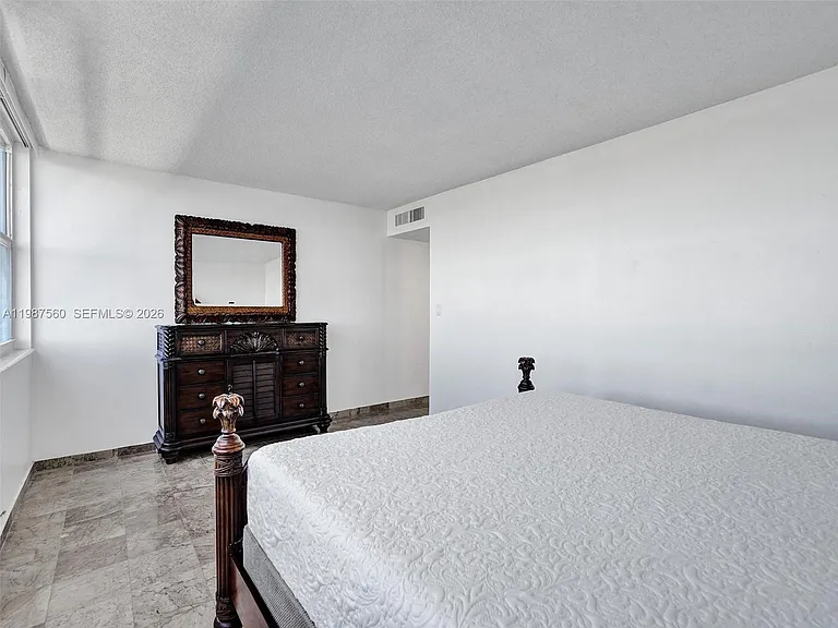 1400 S Ocean Dr #406 — Photo 28