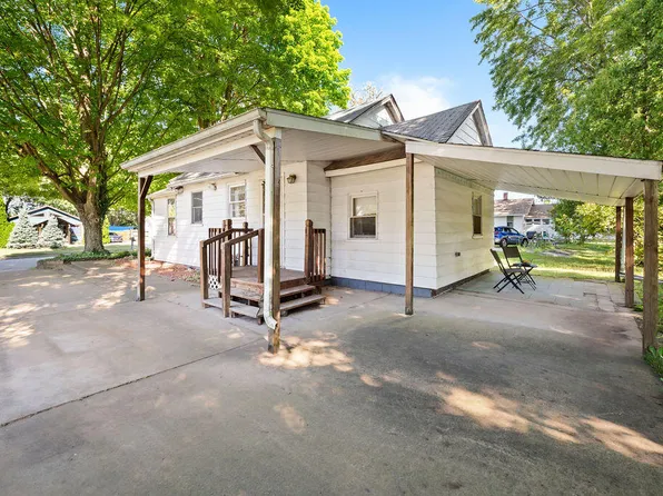 1219 S 13th St, Niles, MI 49120