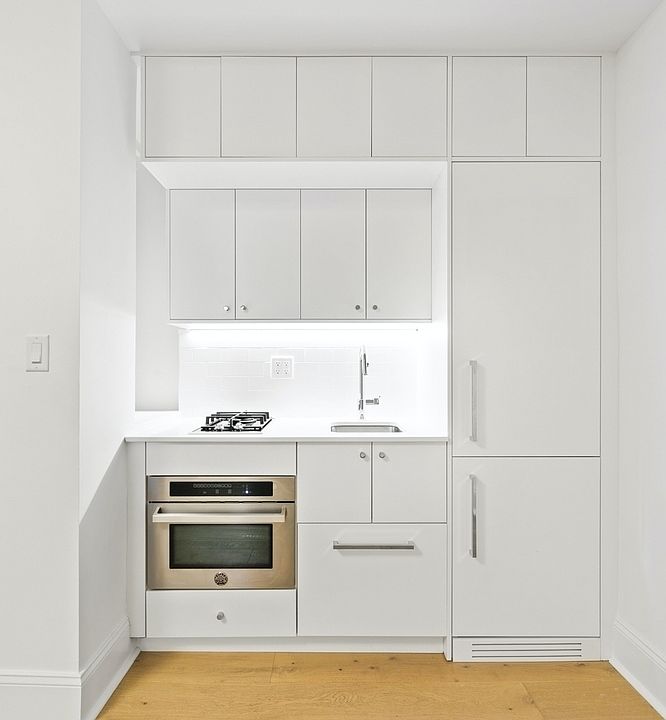 1st image of 225 W 23rd St APT 3F