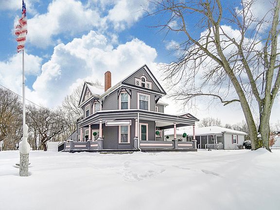 2nd image of 1029 S Main St