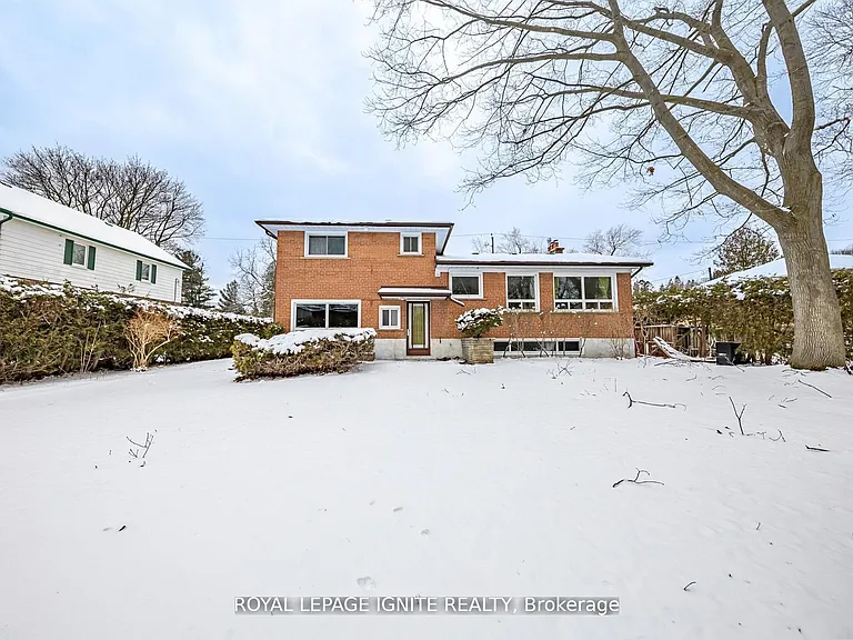 83 Deep Dene Dr #MAIN — Photo 9