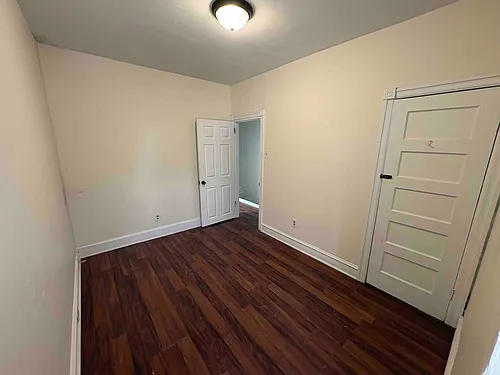 5647 Elliott St Photo 1