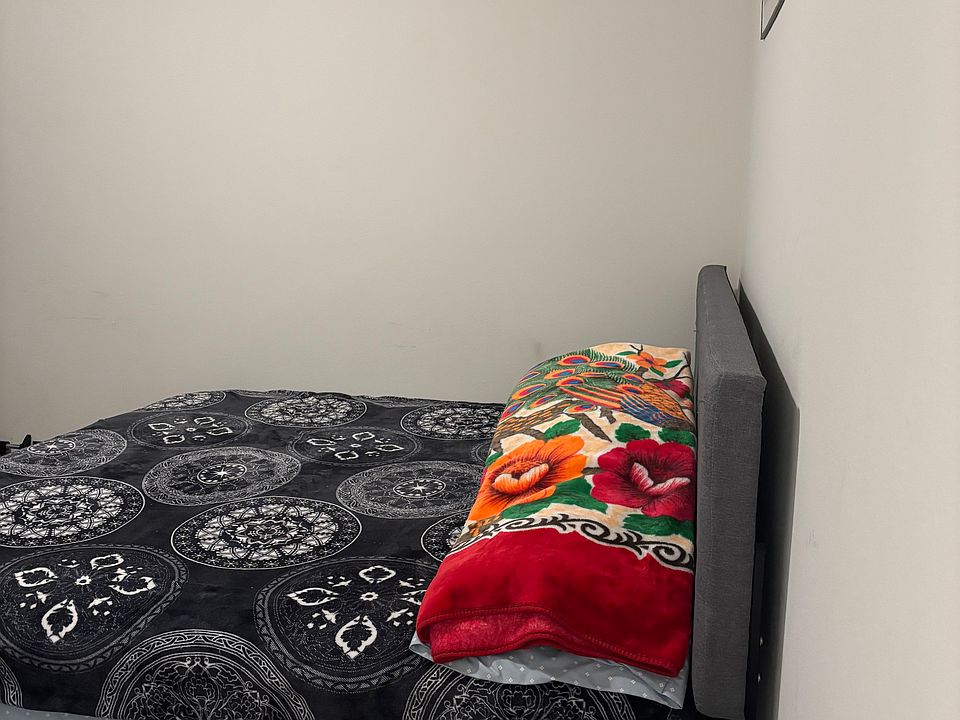 King size bed, dresser and TV included. If don't need I will remove.