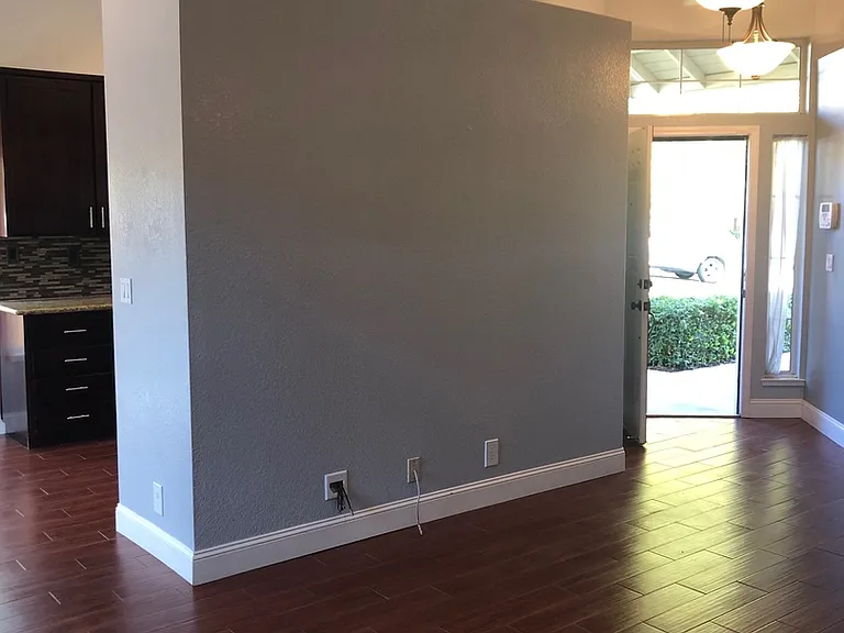 7677 Auburn Ridge Ct — Photo 21