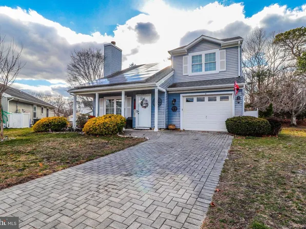 11 Poplar Ct, Barnegat, NJ 08005