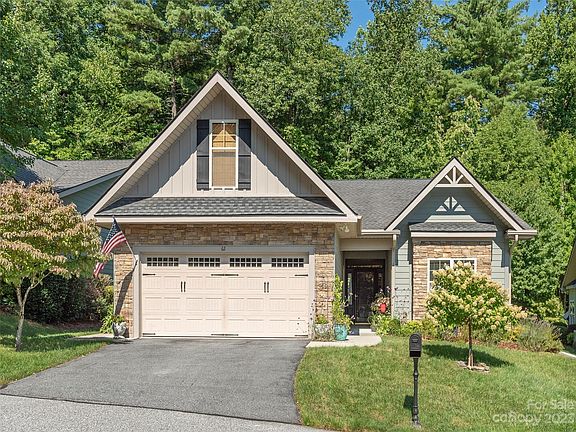 2nd image of 62 Walden Pond Dr