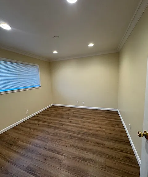 521 S Willard Ave #10 — Photo 7