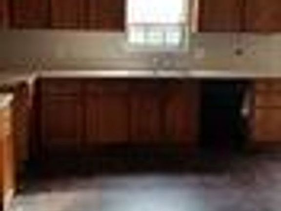 4th image of 206 Meriwood Dr