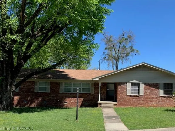 1003 S 67th Ln, Fort Smith, AR 72903