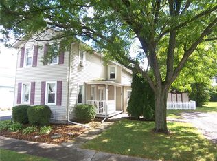 8 Exchange St, Phelps, NY 14532