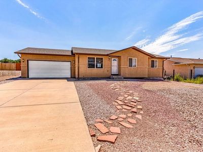 920 S Honeysuckle Dr, Pueblo West, CO, 81007