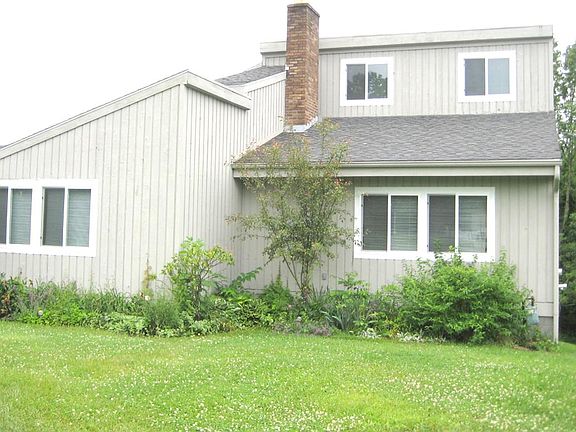 3rd image of 6251 Avanelle Dr #A