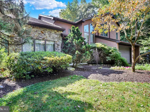 20 Highland Dr, Fleetwood, PA 19522
