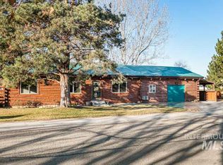 21077 Rosewood Dr, Greenleaf, ID 83626