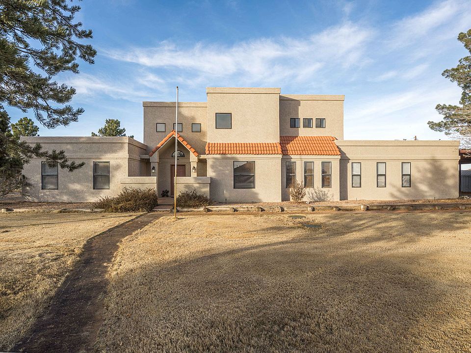 1st image of 3630 Paradise Ln