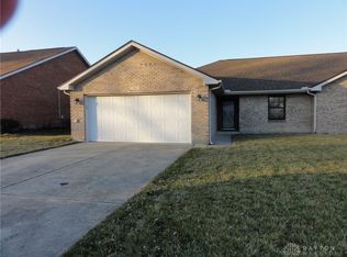 606 W Martindale Rd, Englewood, OH 45322