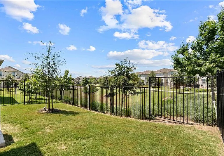 9800 Milton Albert Way — Photo 42