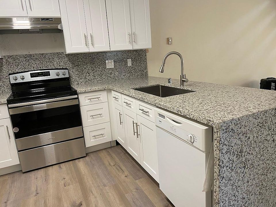 1st image of 4018 Camino Calma