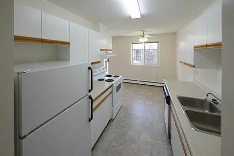 9409 94th Ave #1A — Photo 5