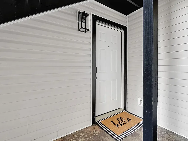 611 N Copeland St #D — Photo 2