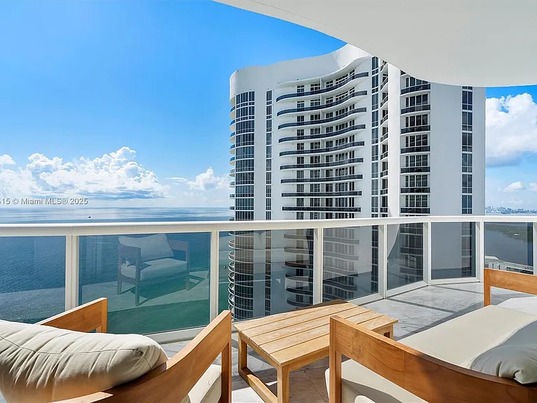 16001 Collins Ave #3507 — Photo 23