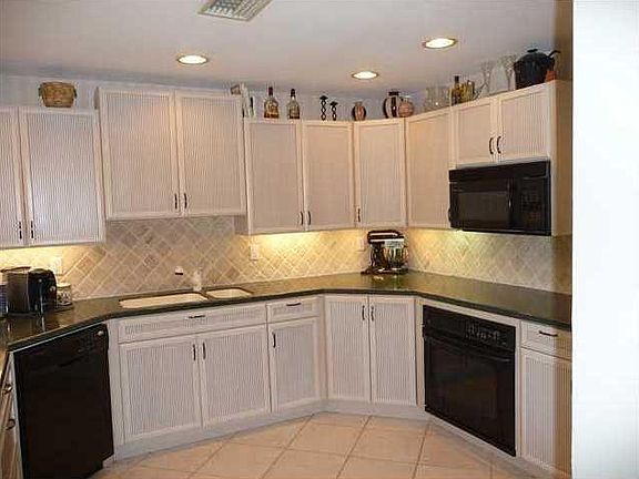 4th image of 434 E Wildwood Lane #.