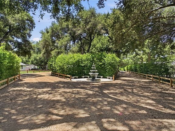 3rd image of 27821 Sand Canyon Rd