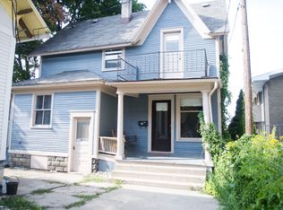 413 Crescent St NE, Grand Rapids, MI 49503