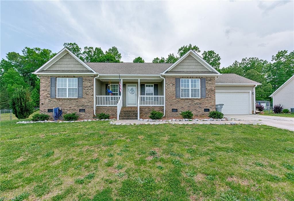 608 Old Castle Dr, Randleman, NC 27317 Zillow