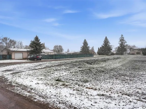 757 6th STREET E, Prince Albert, SK S6V 0N9