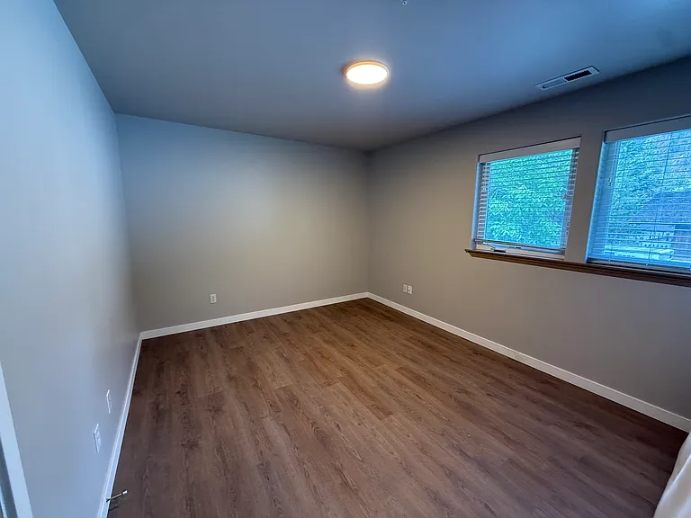 Upstairs Bedroom #1