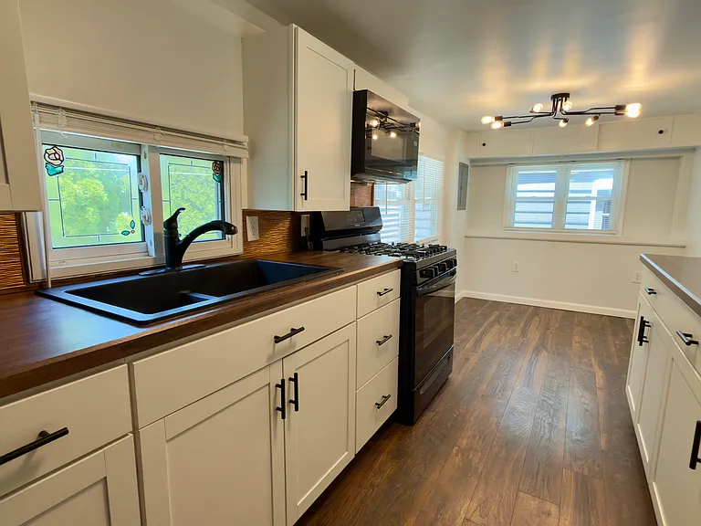 246 Poplar St — Photo 18