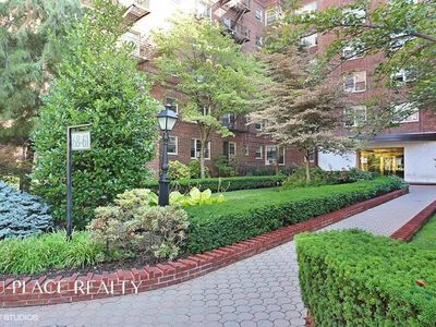 6861 Yellowstone Blvd APT 307, Forest Hills, NY, 11375