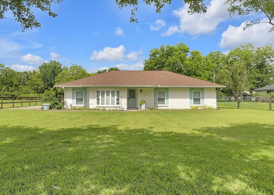 1st image of 1624 Texas Ave