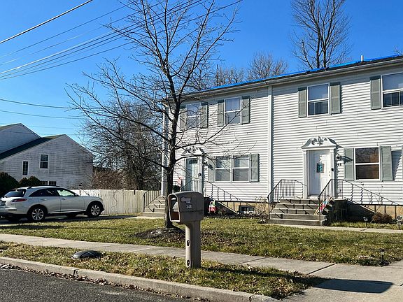 4th image of 352 Silk St