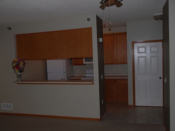 Kitchen & Foyer